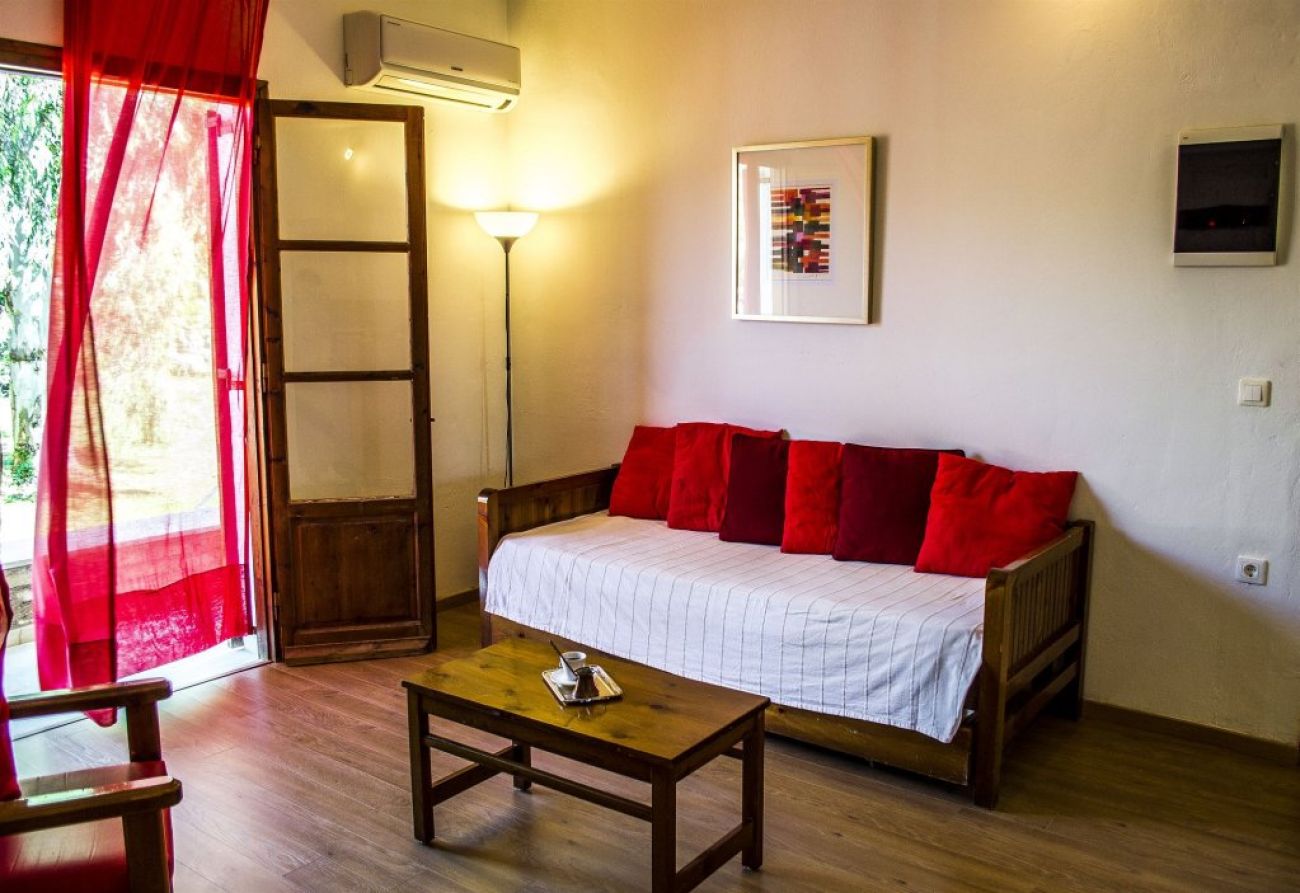 Folies Corfu Apartments 3*