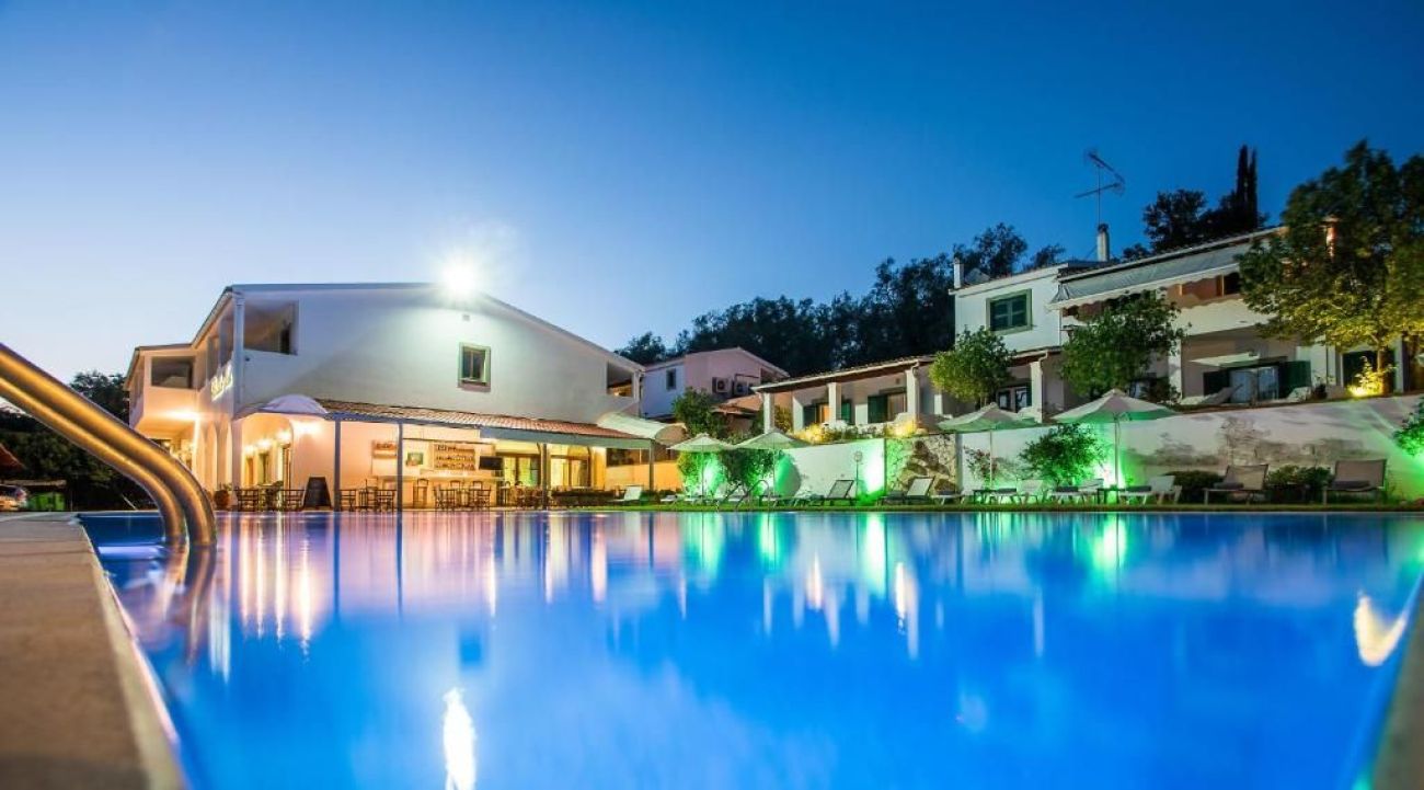 Paradise Inn Corfu 3*