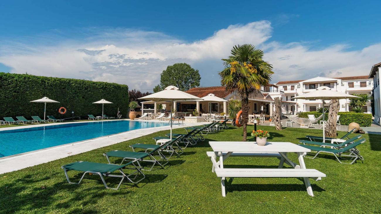 Goudelis Apartments 3*