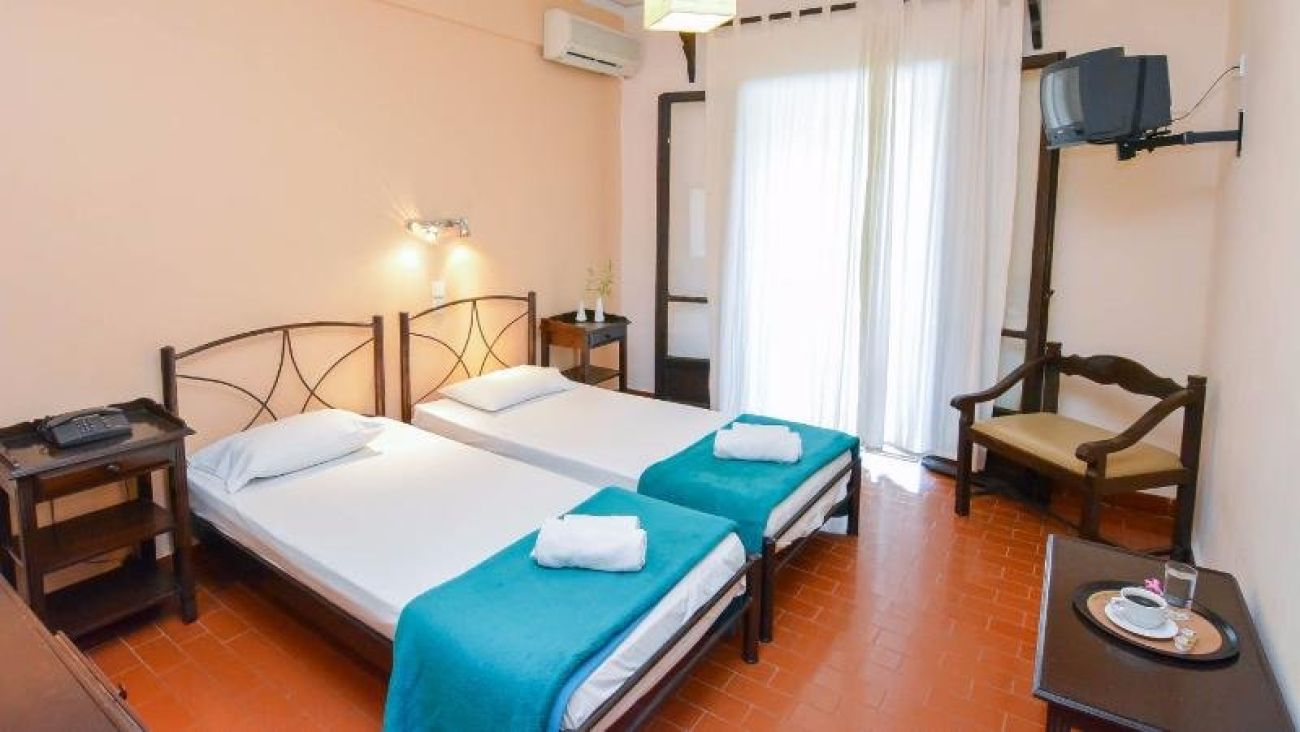 Annaliza Aparthotel 3*