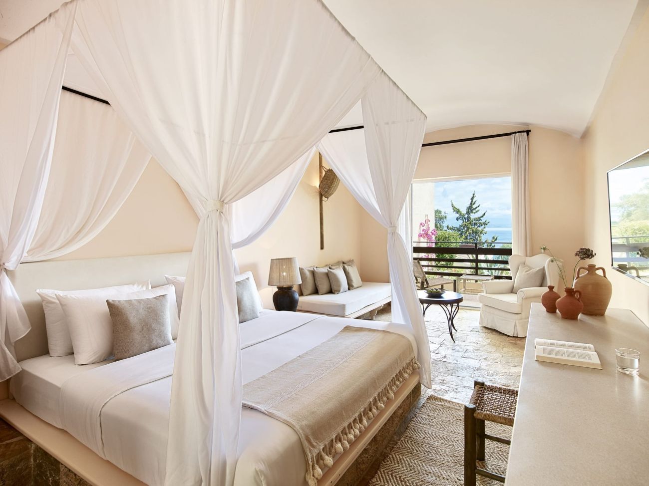 Grecotel Lux Me Daphnila Bay Dassia 4*