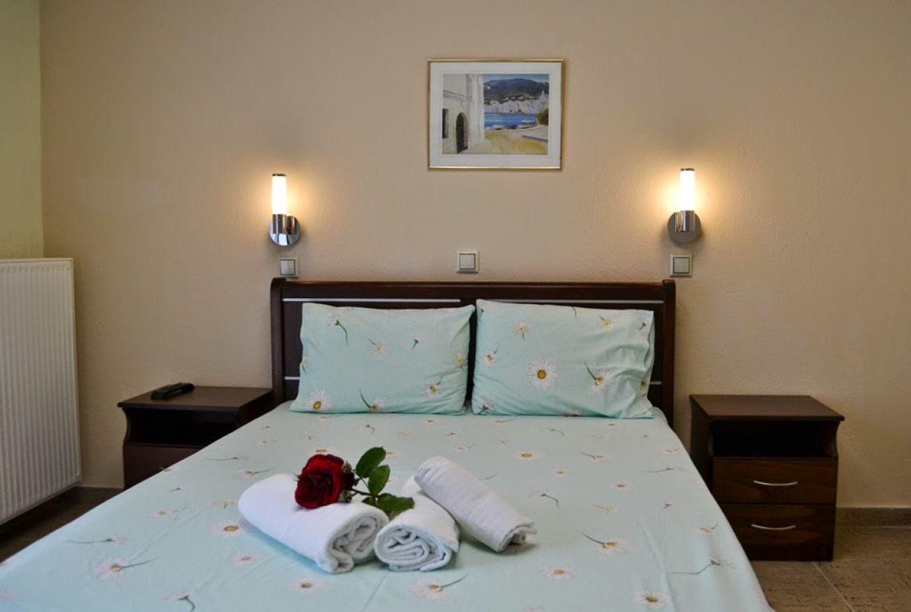 Oceanis Hotel 2*