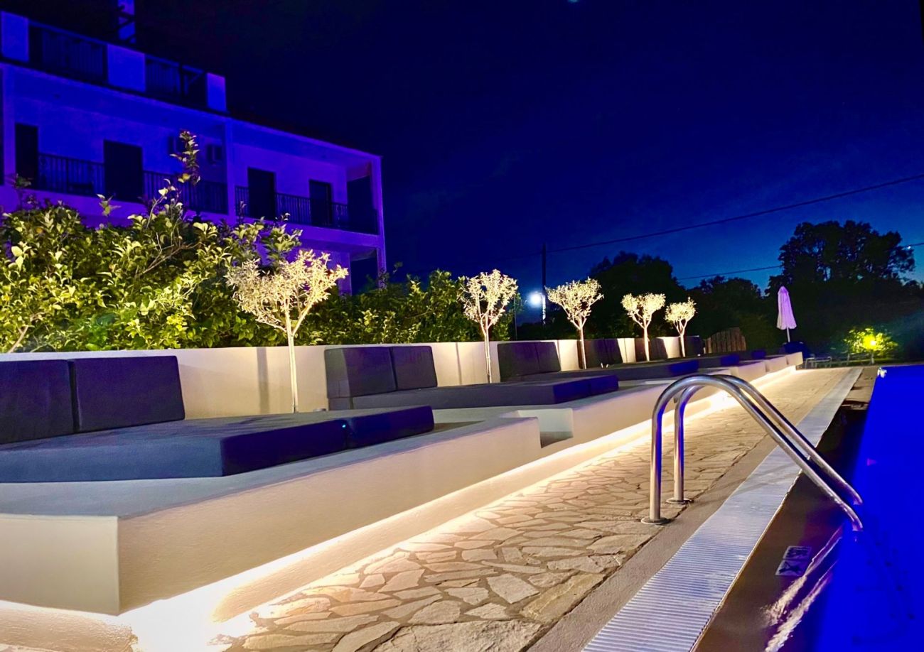 Bruskos Hotel & Suites 3*