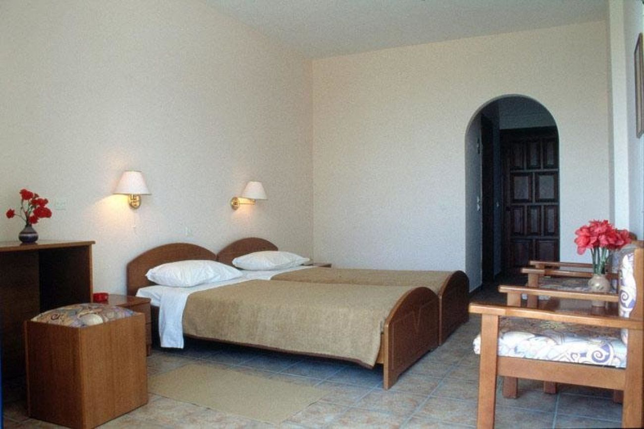 Nasos Hotel & Resort 3*