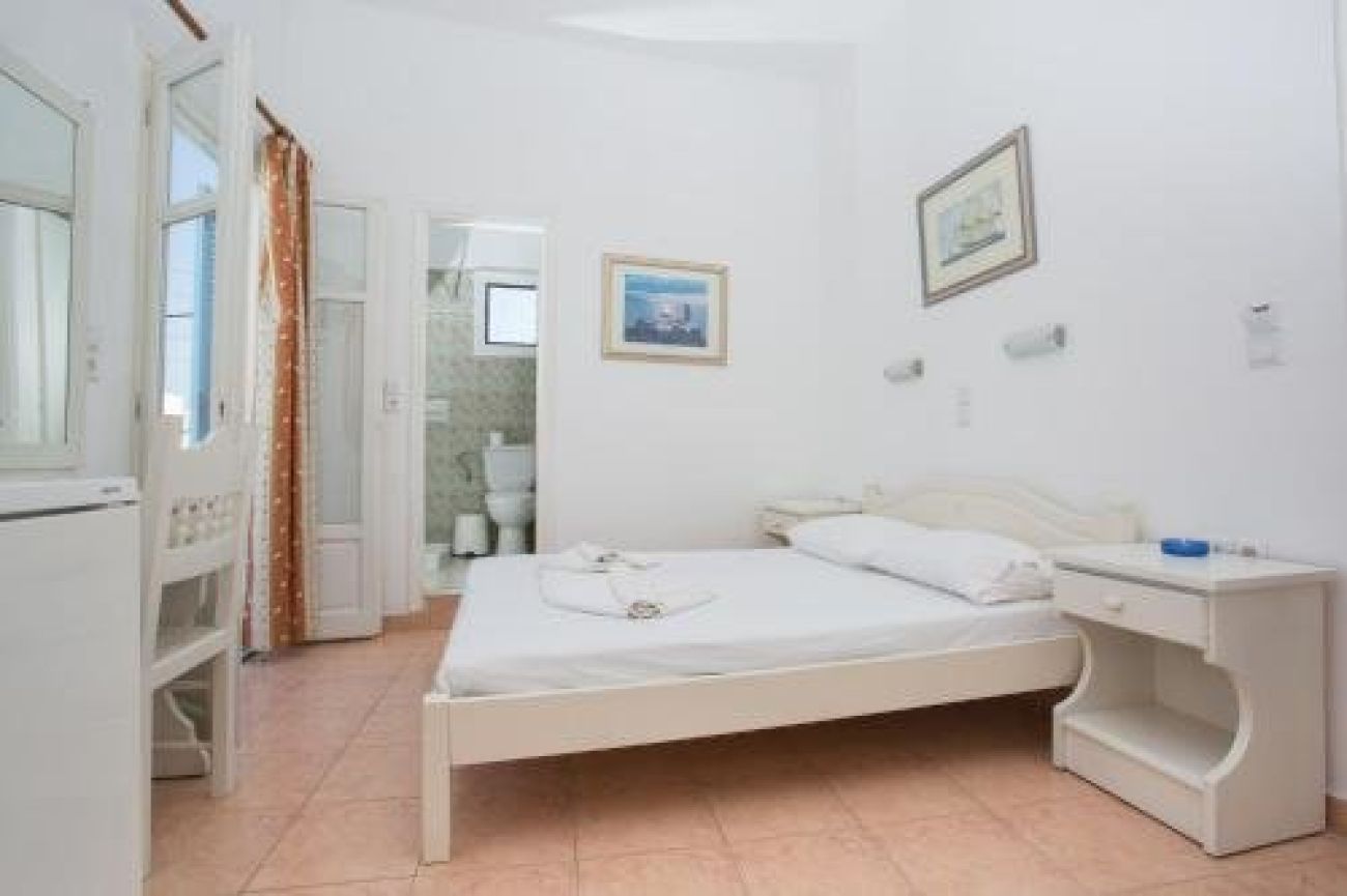 Louiza Hotel 2*