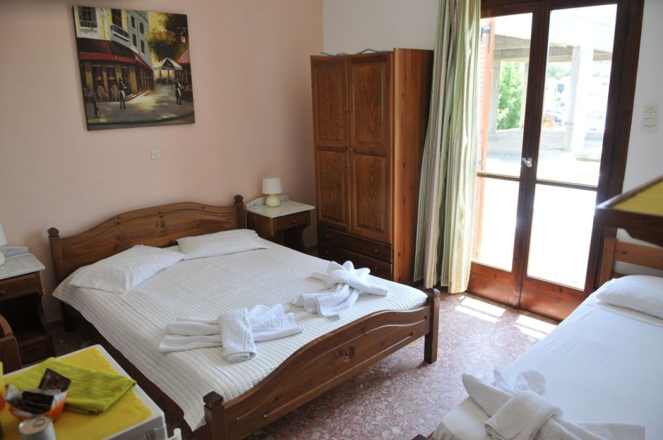 Pension Paros Anna Spanou 3*