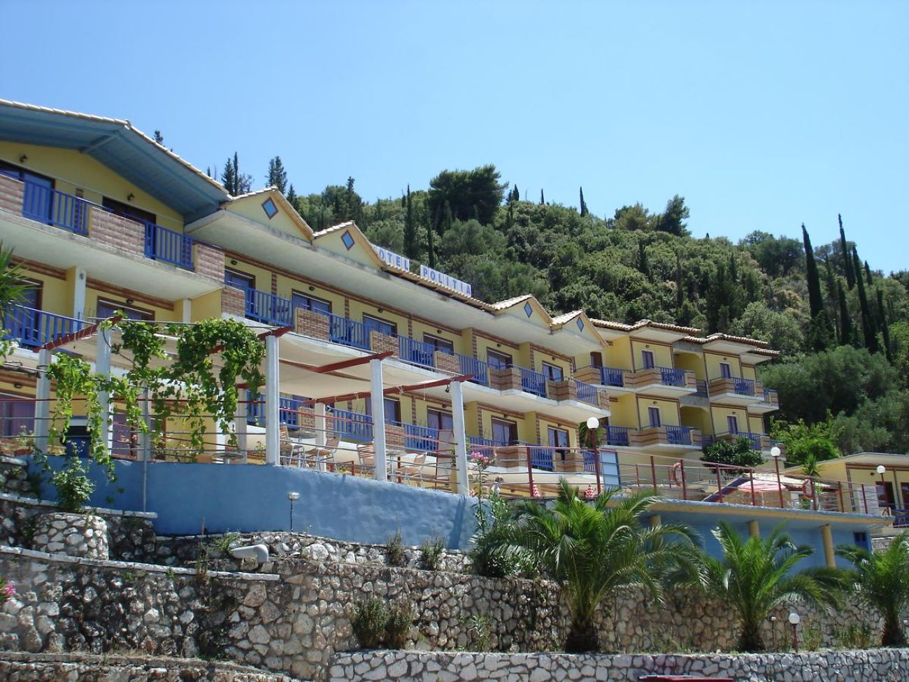 Politia Hotel 3*
