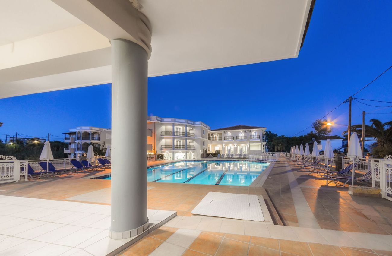 Karras Hotel Zakynthos 4*