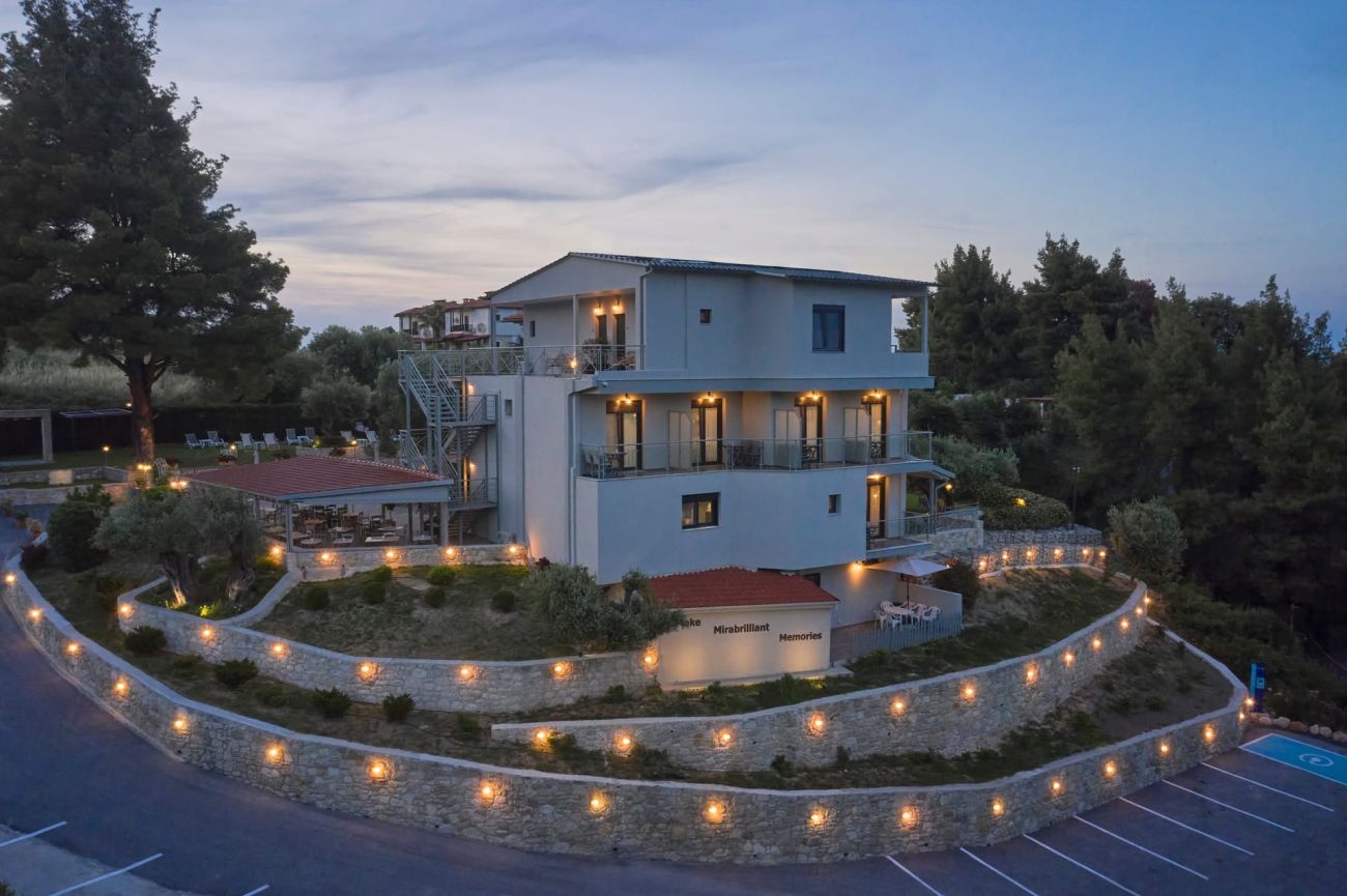 Mirabilia Boutique Hotel 3*