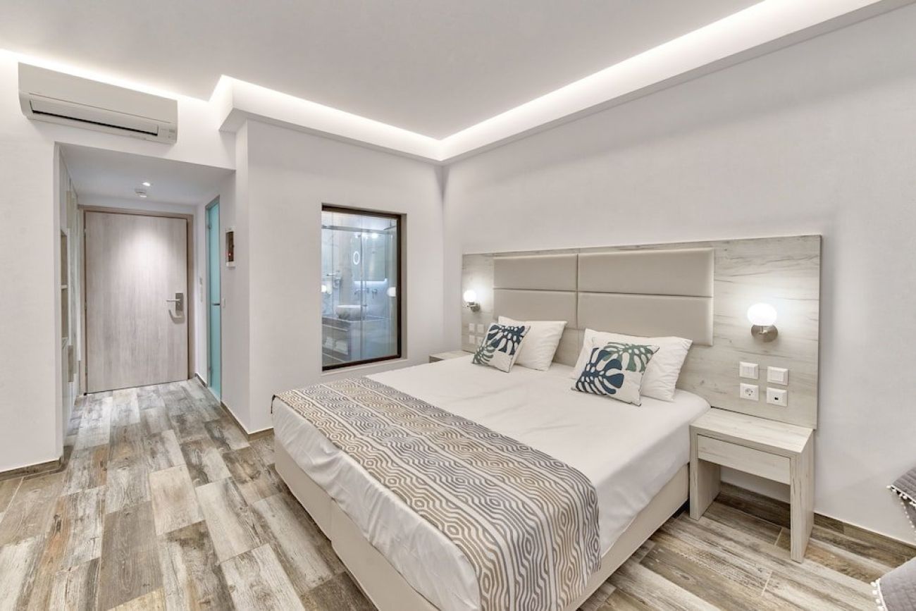 Mandala Seafront Suites 3*