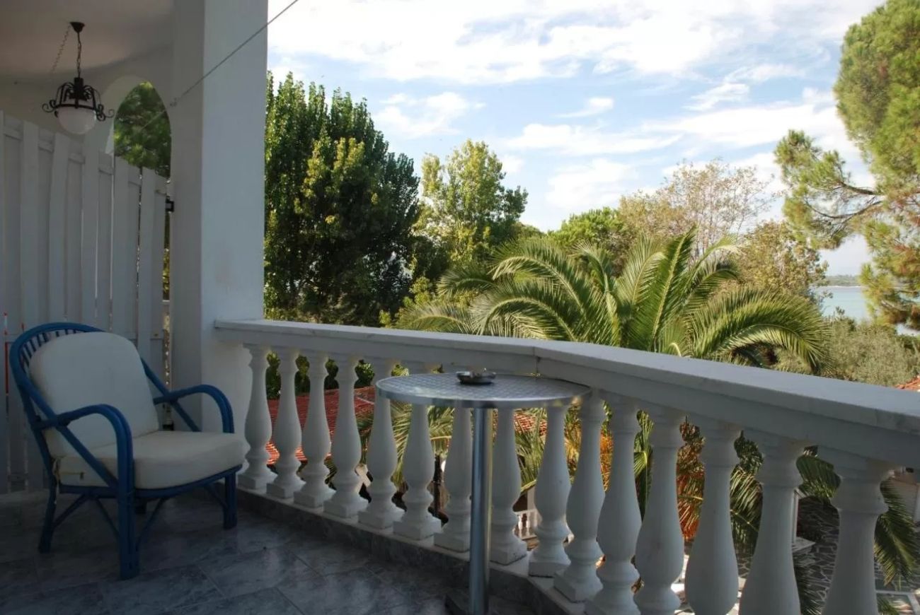 Diaporos Hotel 3*