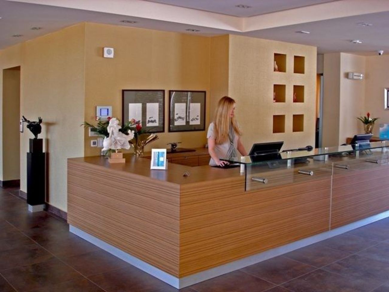 Royal Paradise Beach Resort & SPA