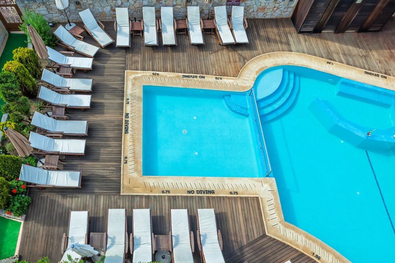 Nereides Hotel Halkidiki 2*