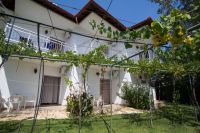 Kochili Hotel and Bungalows 2*