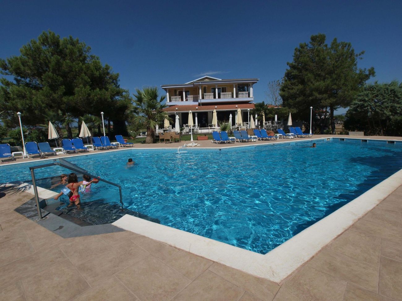 Anais Hotel 3*