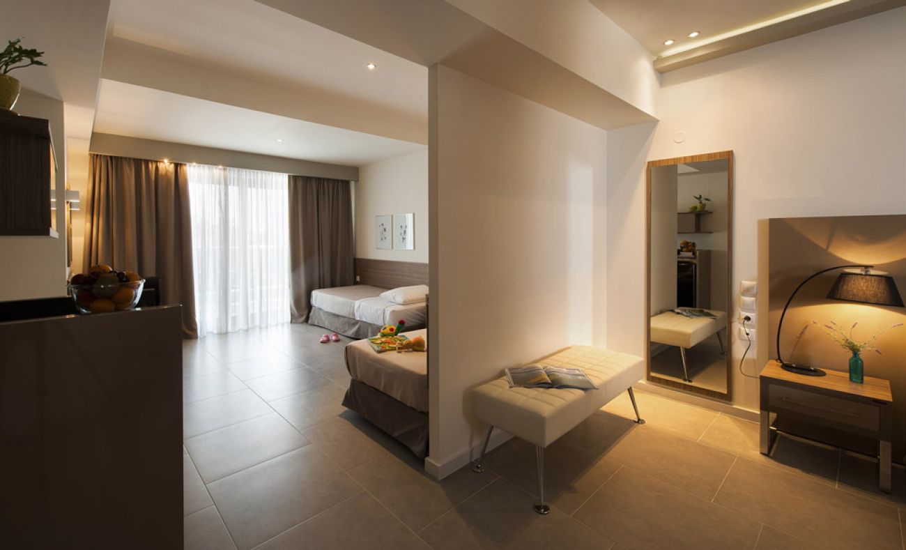 Ostria Sea Side Hotel 4*