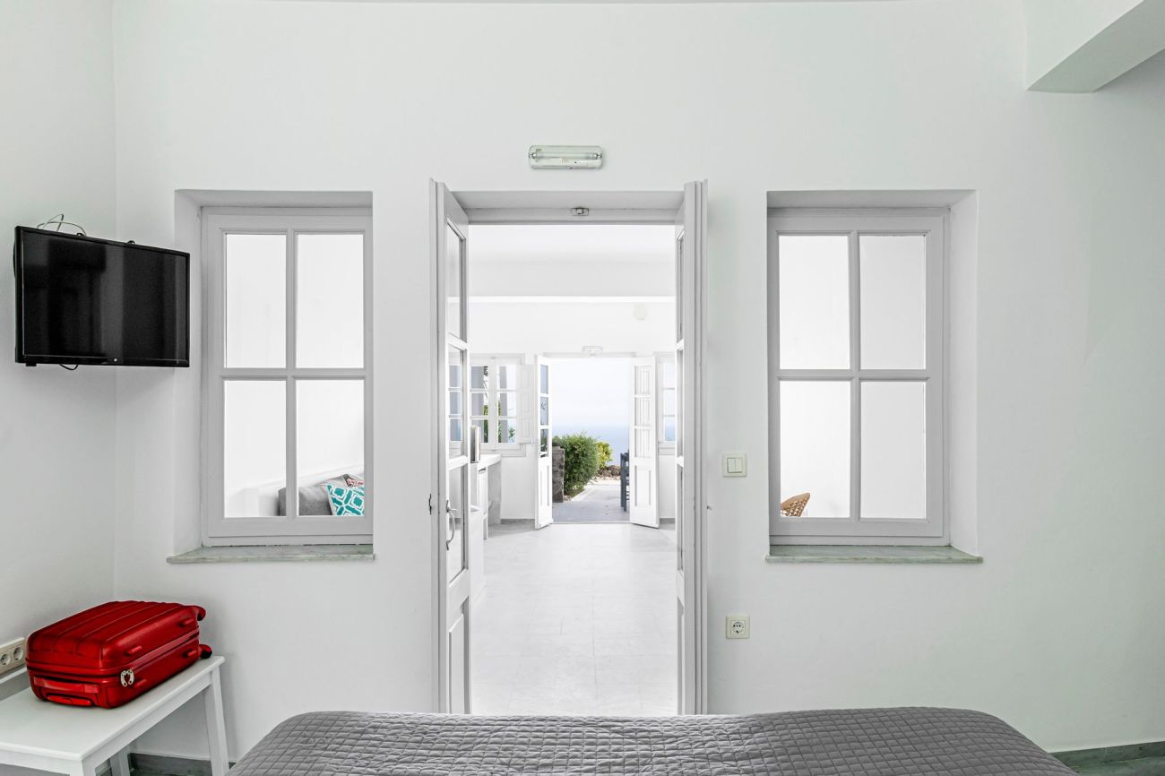 Phaos Santorini Suites 5*