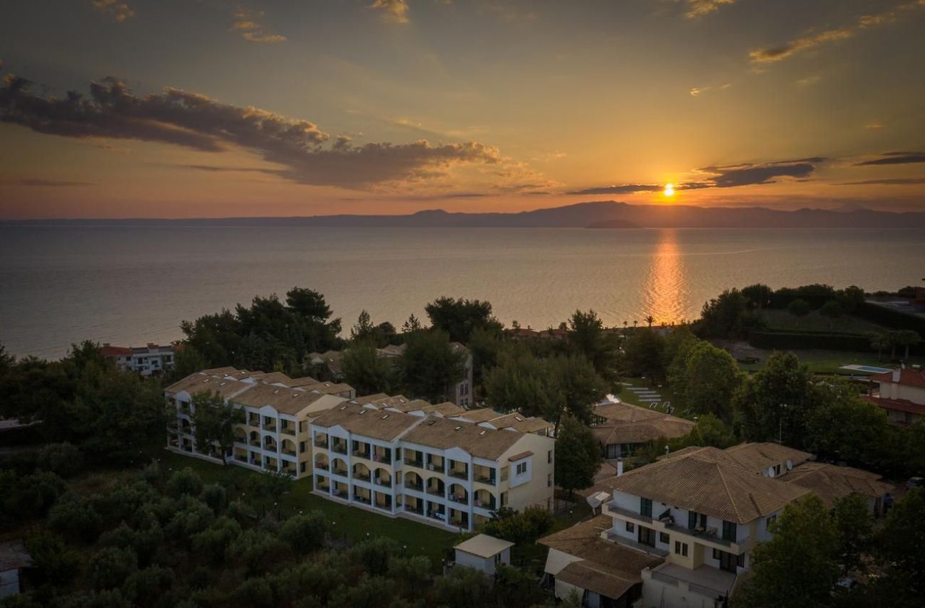 Lesse Hotel 4*