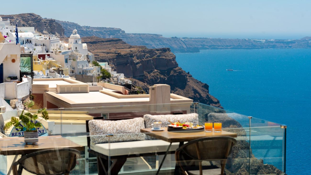 Daydream Luxury Suites Santorini 3*