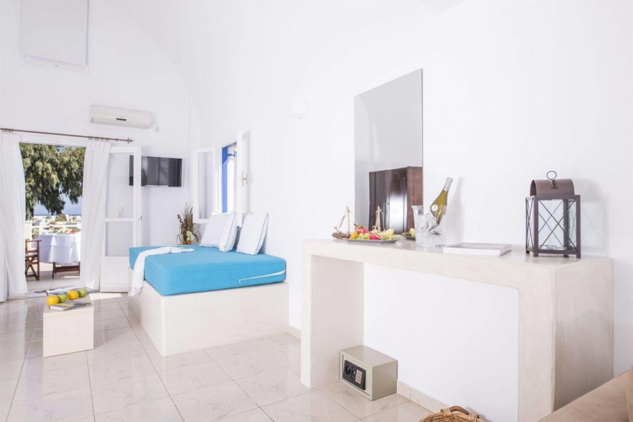 Bella Santorini 4*