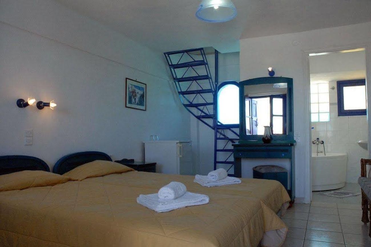 Caldera View Resort 3*