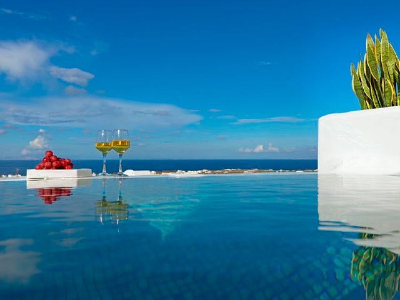 Myst Boutique Hotel Santorini 4*