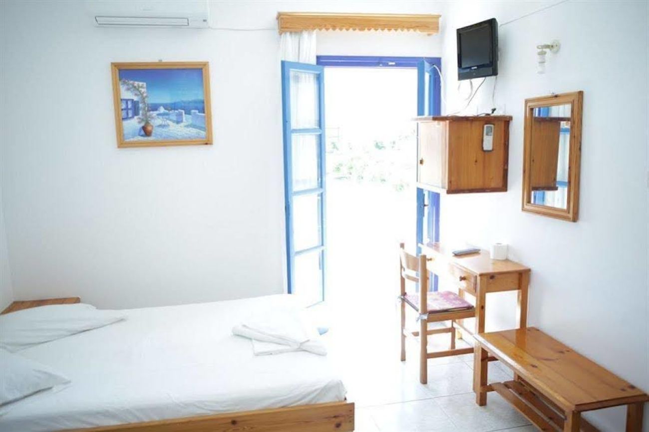 Porto Perissa 3*