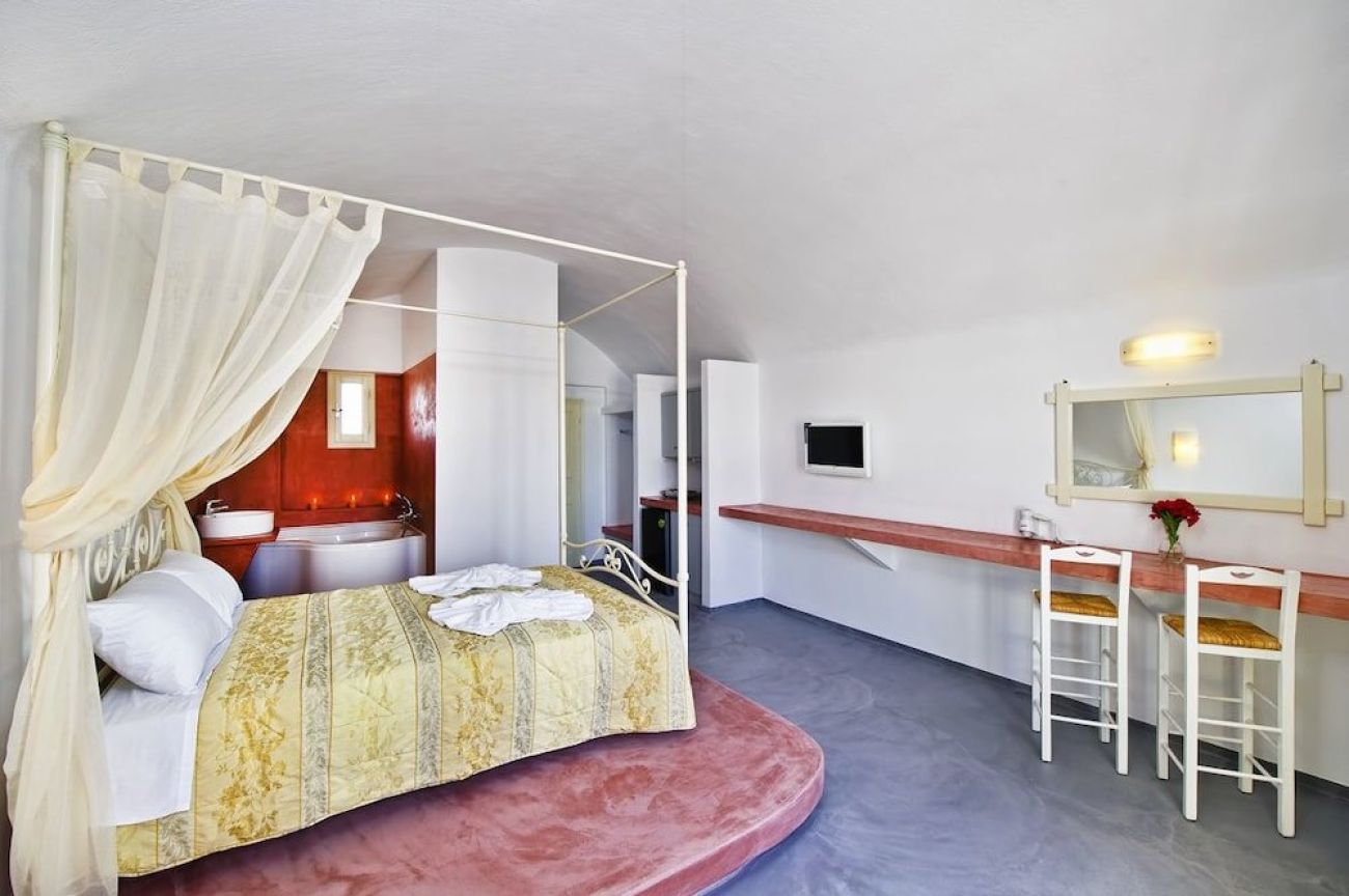Sea View 4*