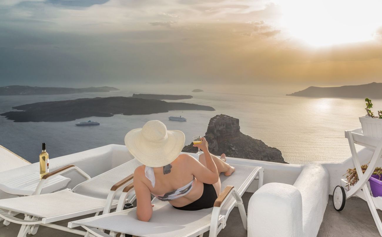 Iliovasilema Suites Santorini 4*