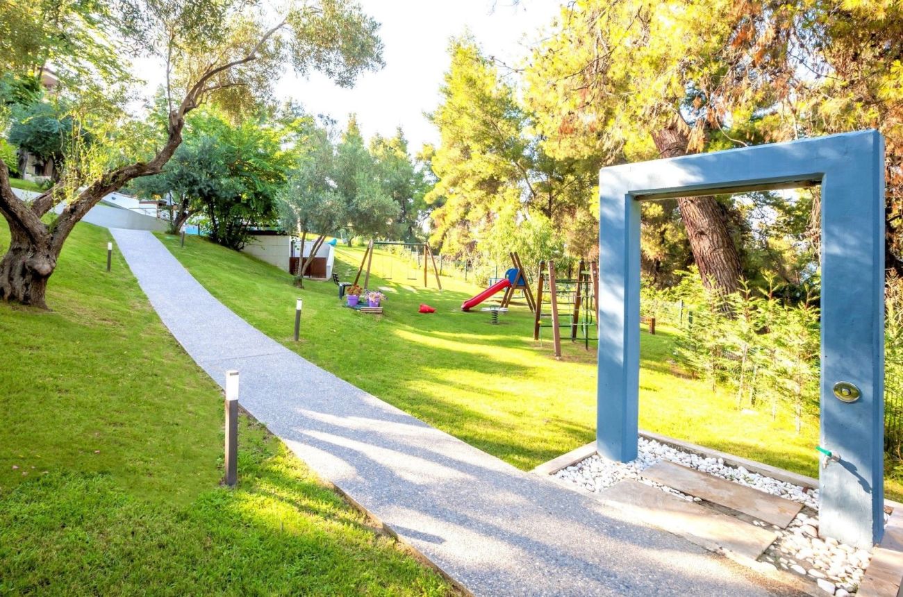 Avatel Eco Lodge Halkidiki 4*