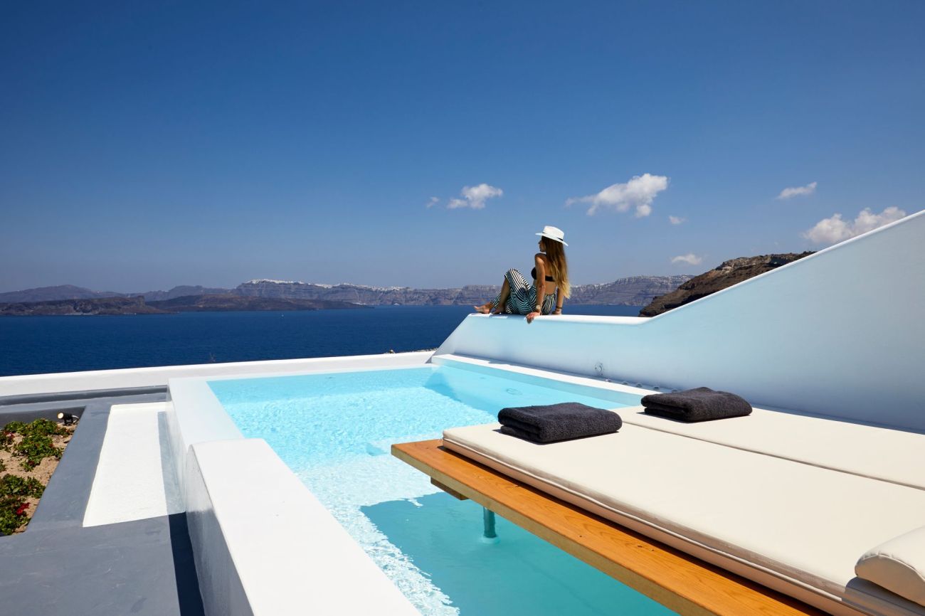 Phos the Boutique - Luxury Villas & Suites Santorini 5*