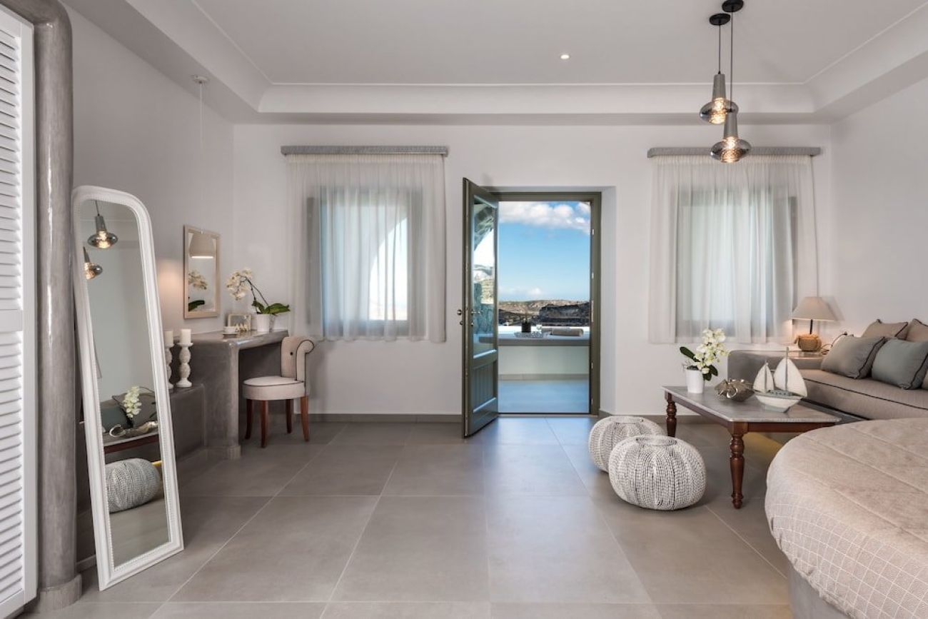 Elements of Caldera Suites 4*