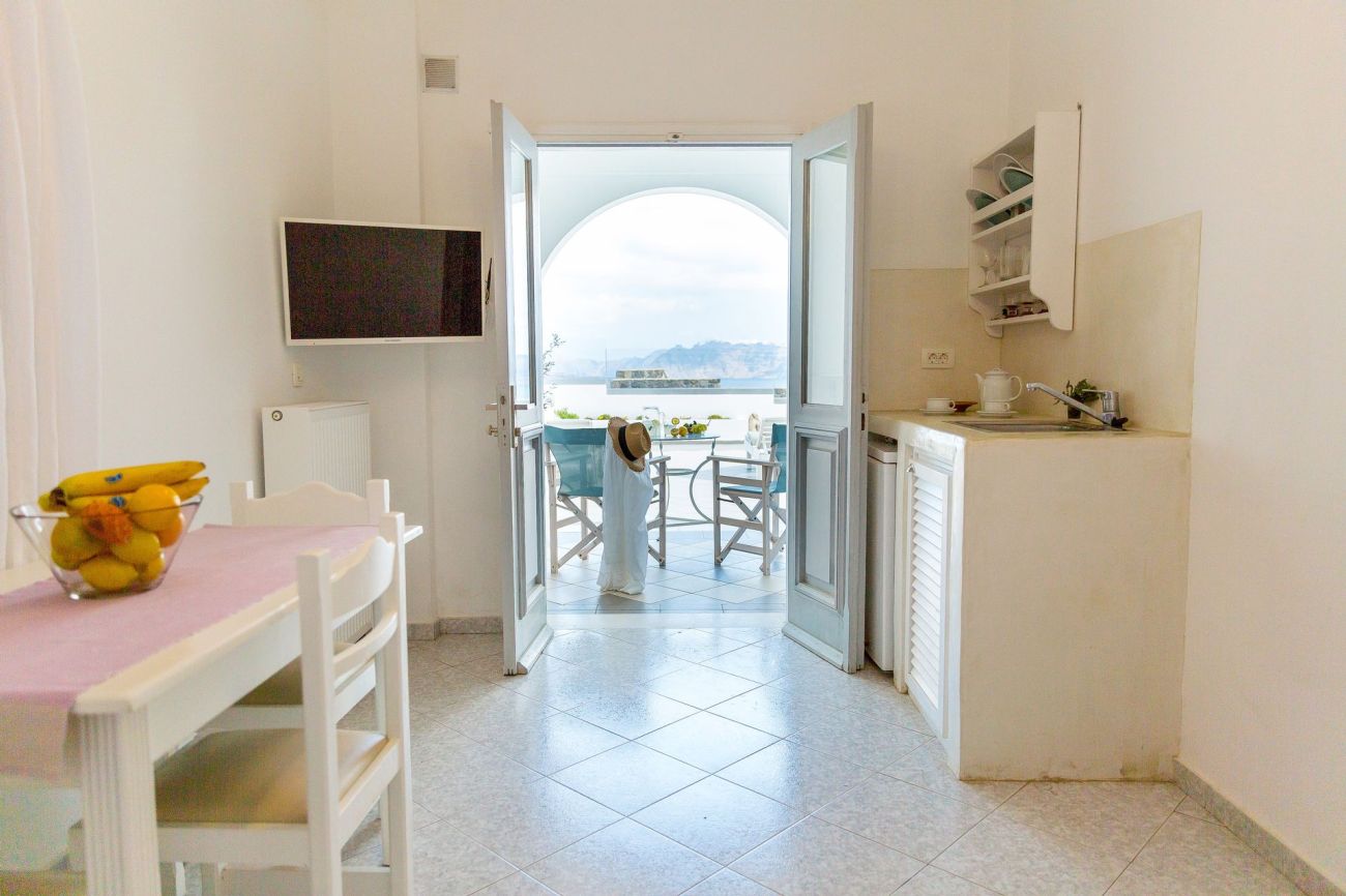 Acrothea Suites & Villas Santorini
