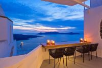 Aroma Suites Santorini 3*