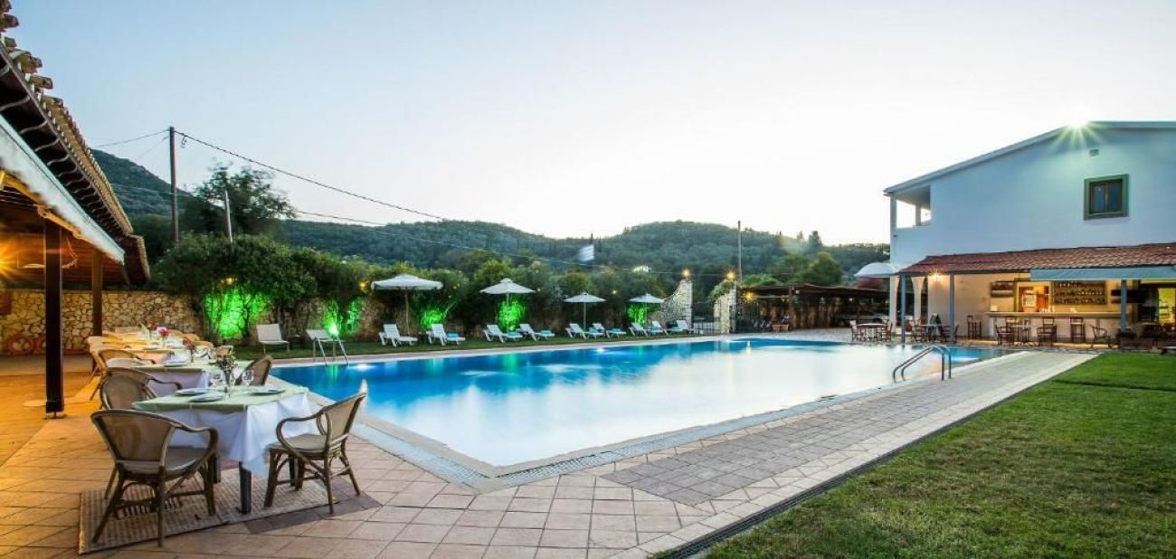 Paradise Inn Corfu 3*