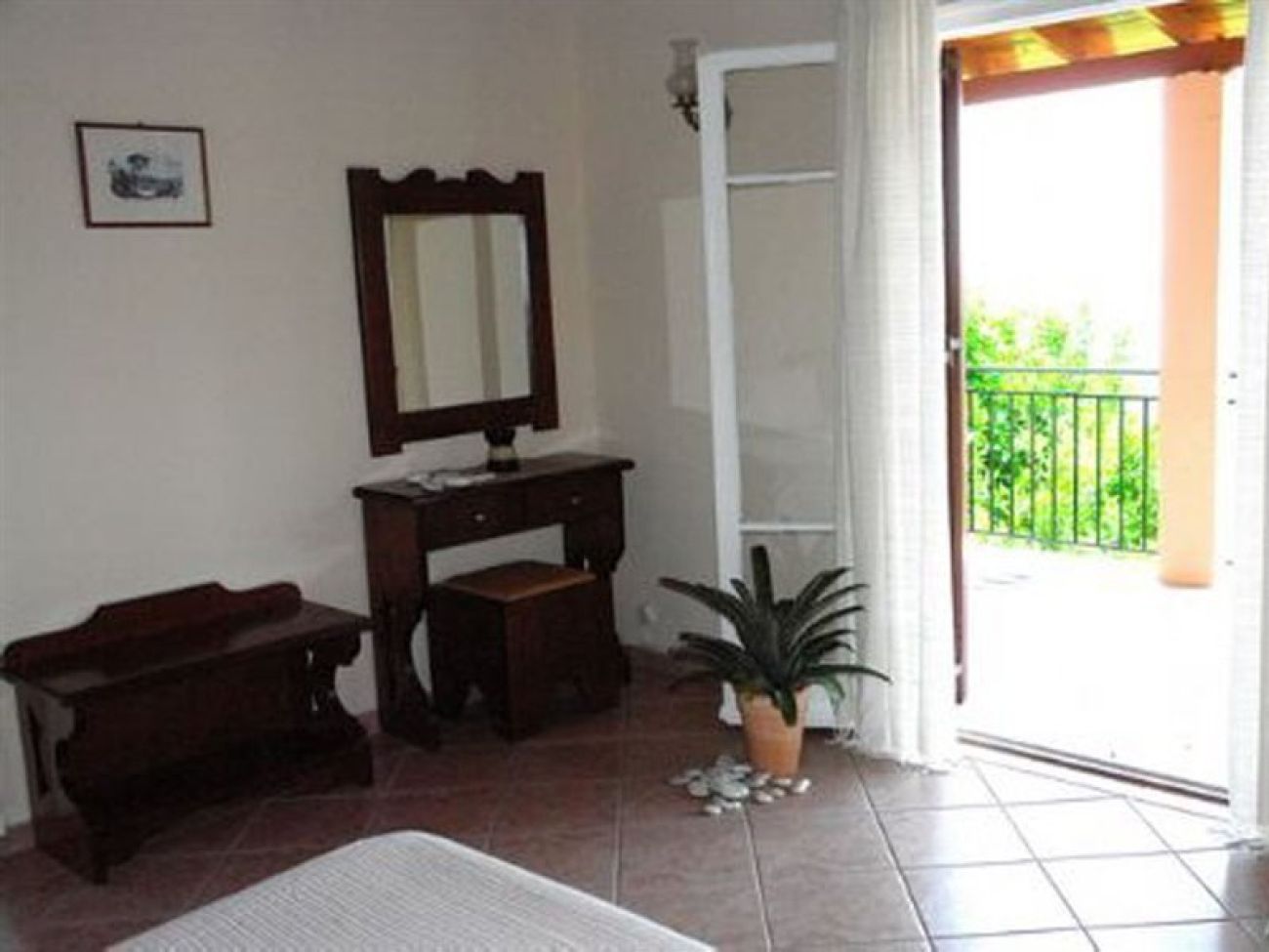 Fouxia Apartments and Studios
