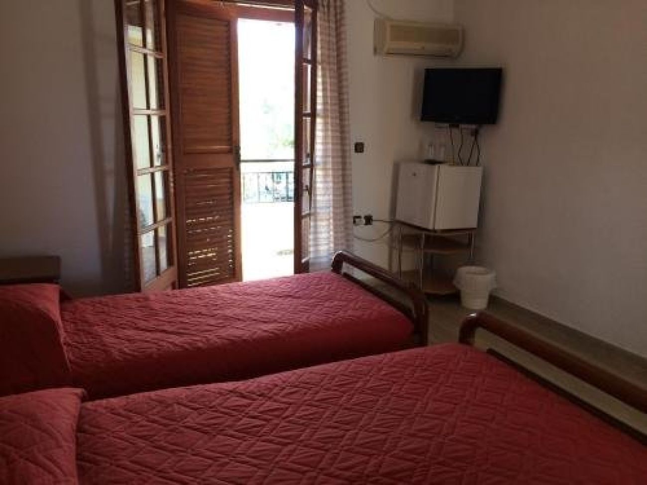 Hotel Regina Corfu 3*