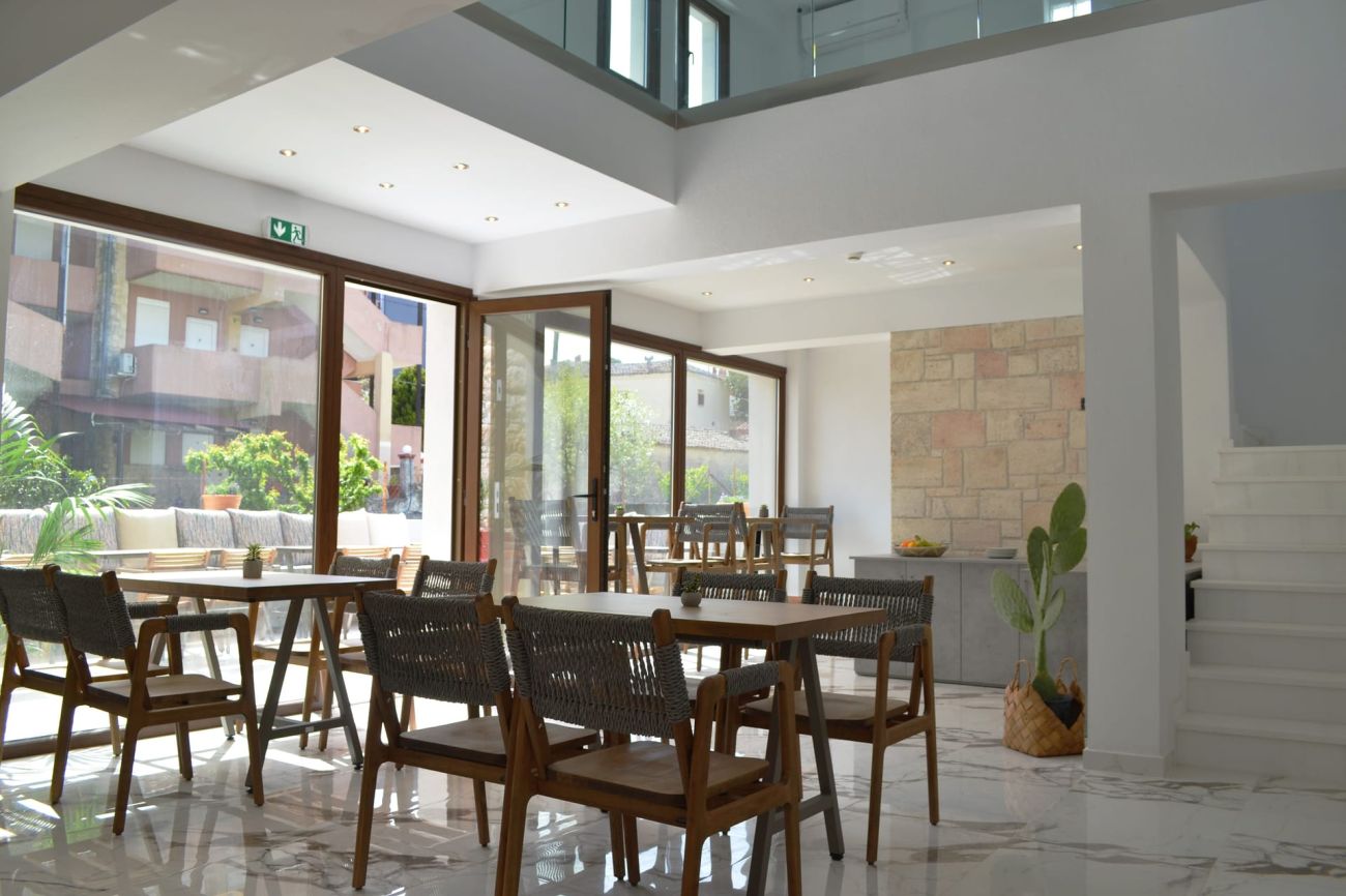 Iades Hotel Chalkidiki 3*
