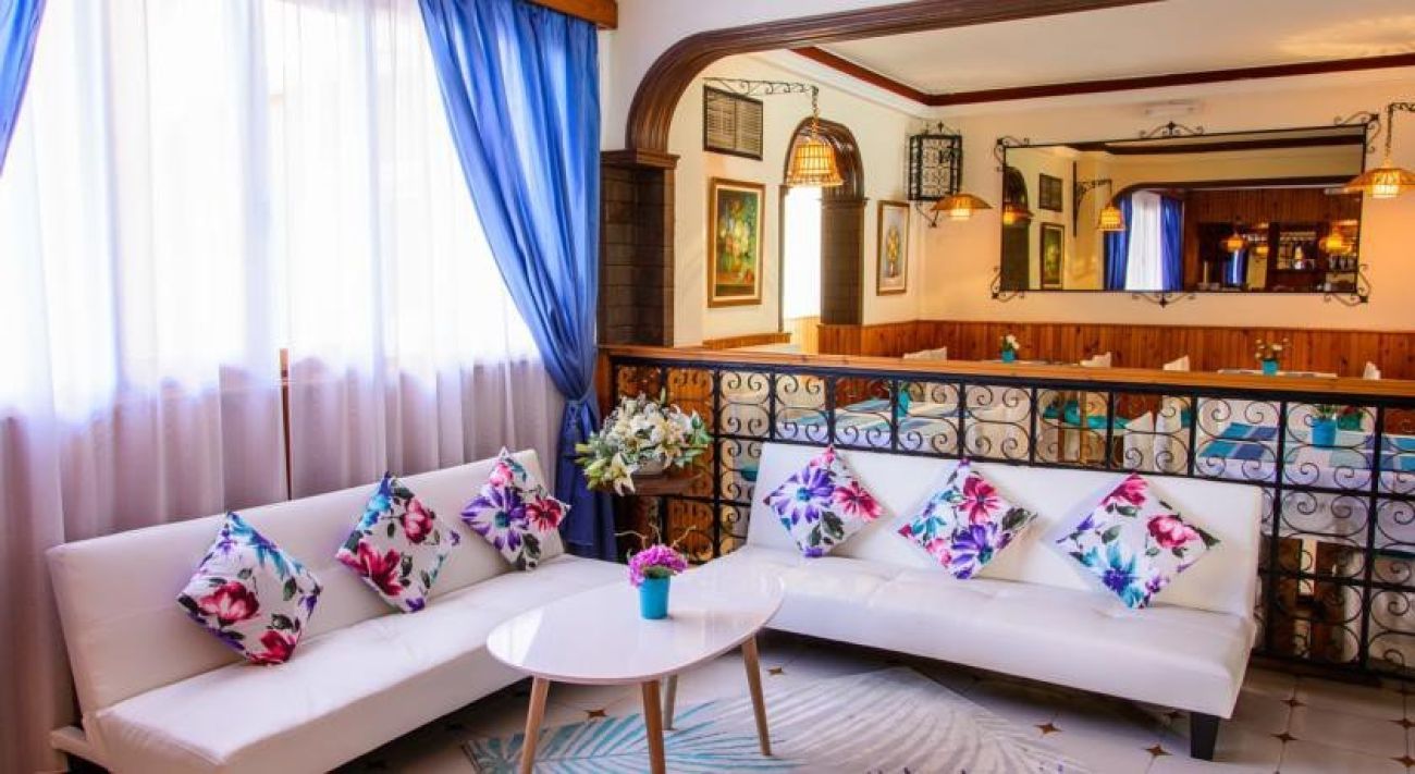 Sirena Beach Hotel 3*