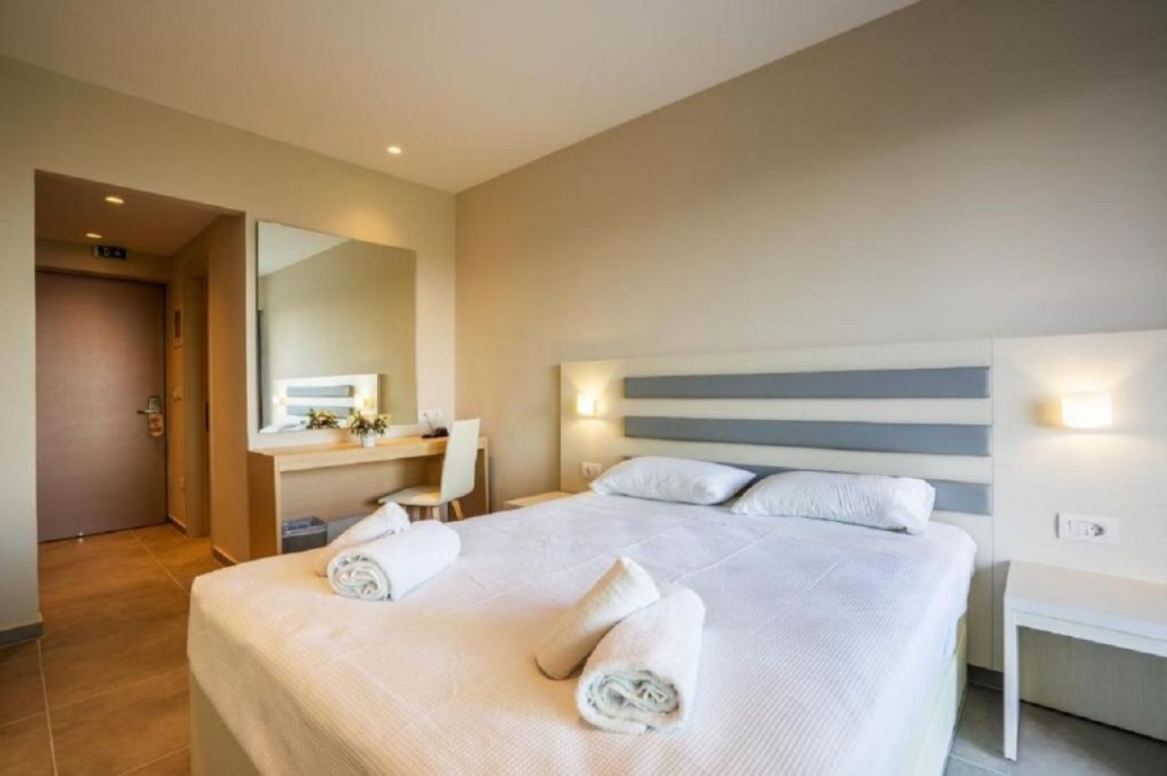 Cnic Gemini Hotel 4*