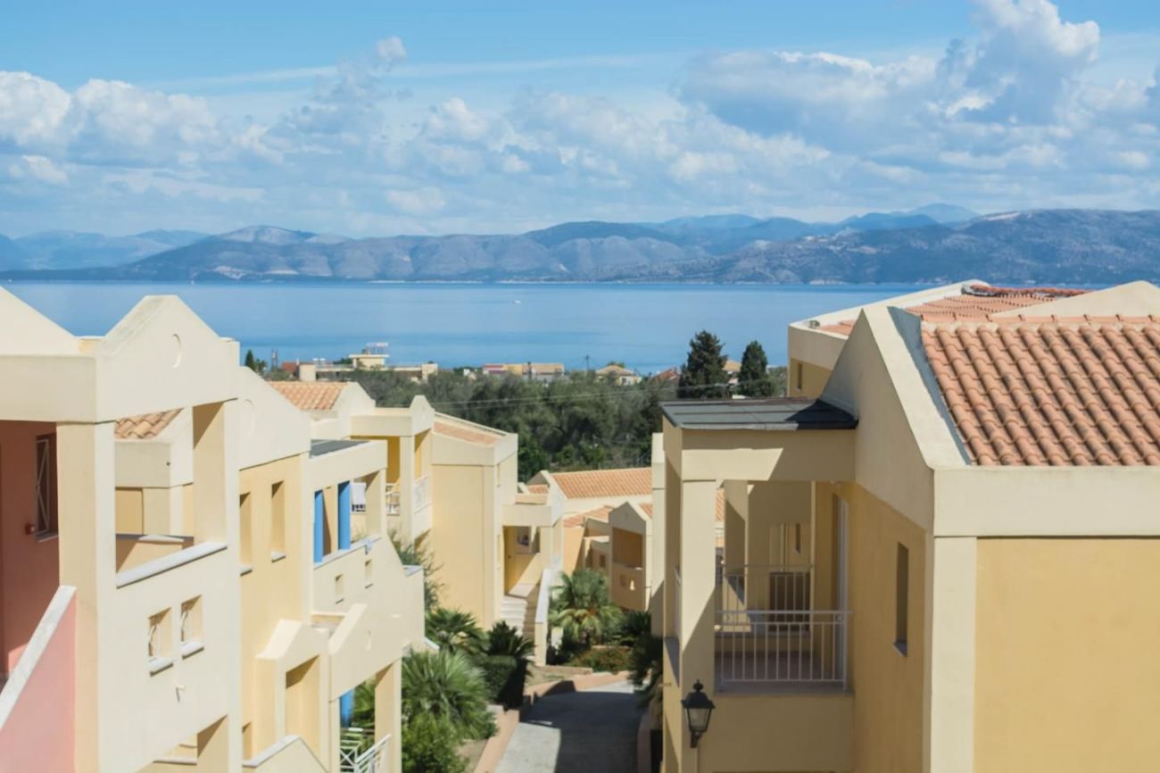 Olympion Village 3*