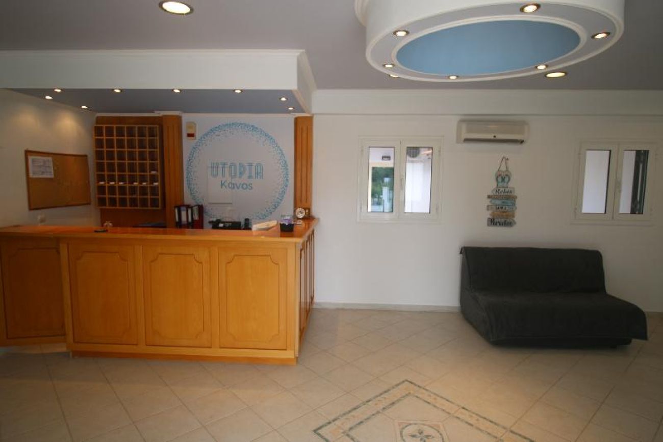 Utopia Kavos Hotel 2*