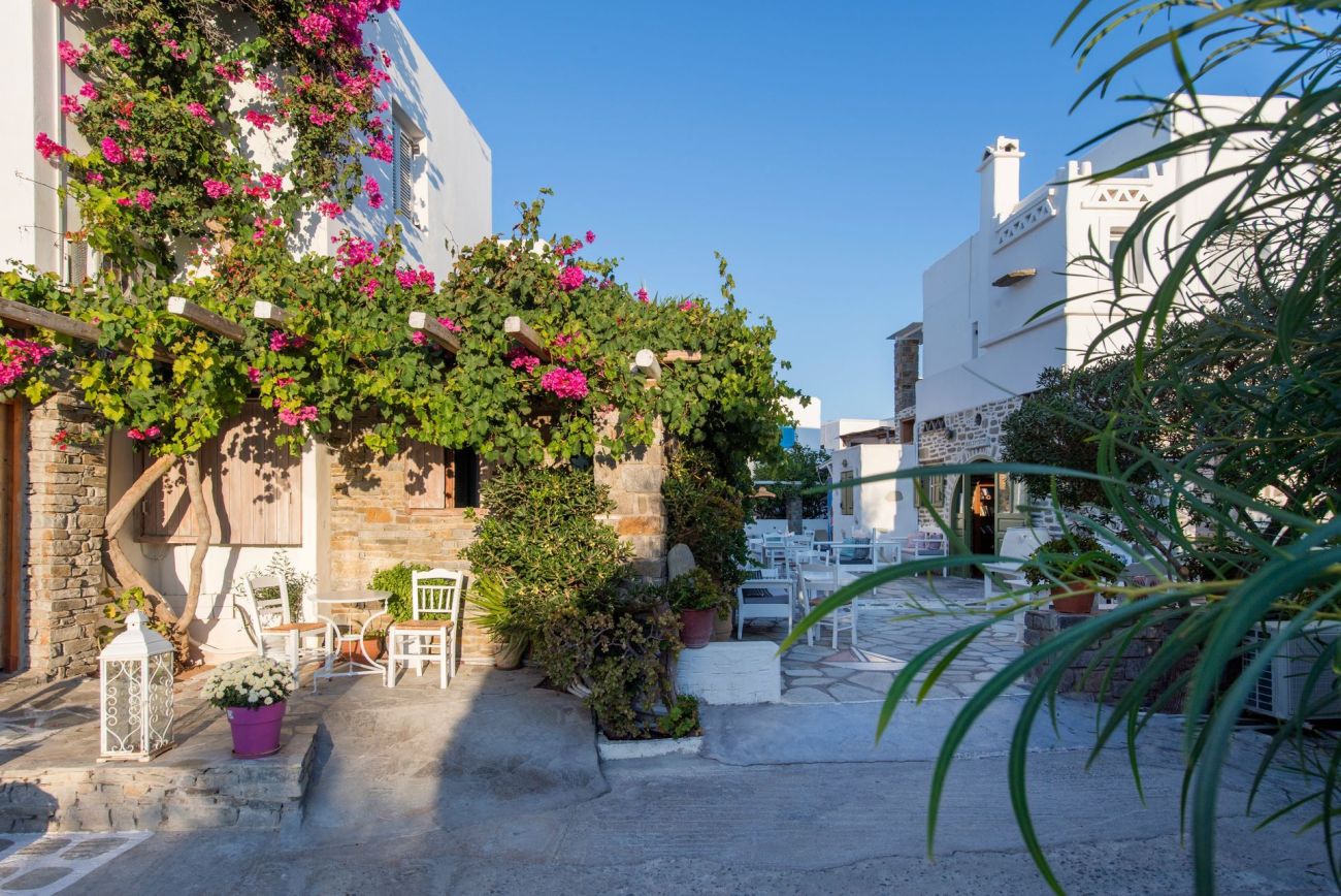 Zefi Hotel & Suites Paros 4*
