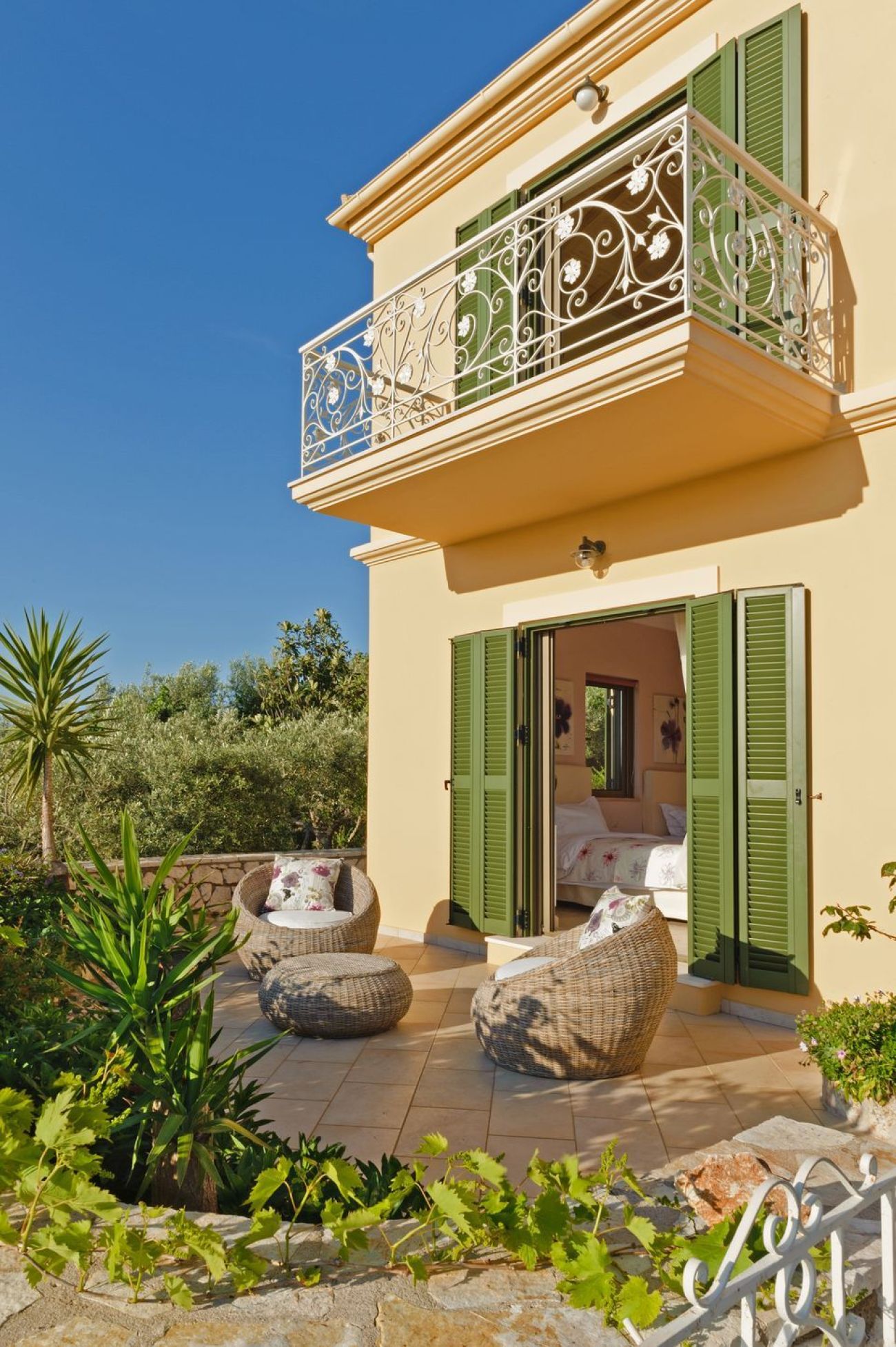 Art Blue Villas