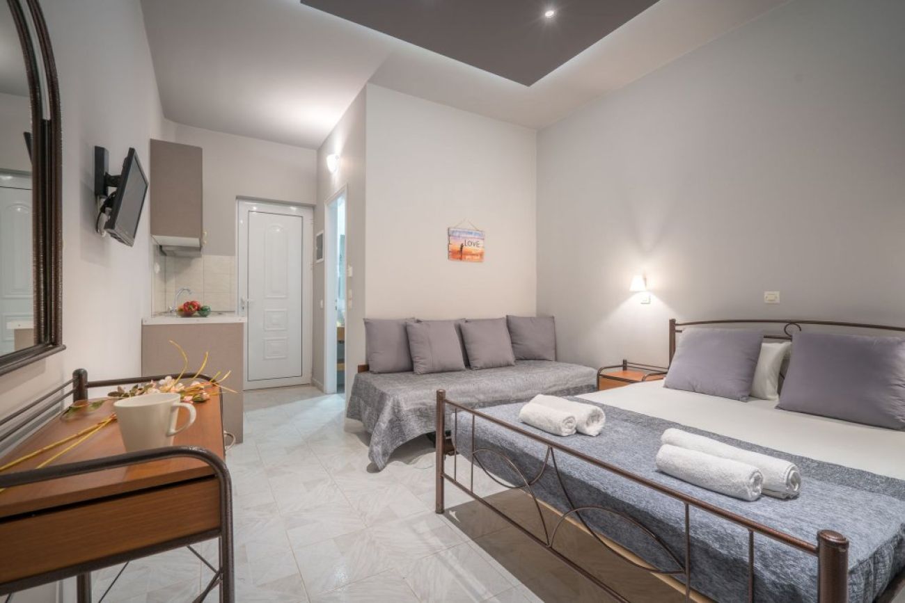 Armonia Studios & Apartments