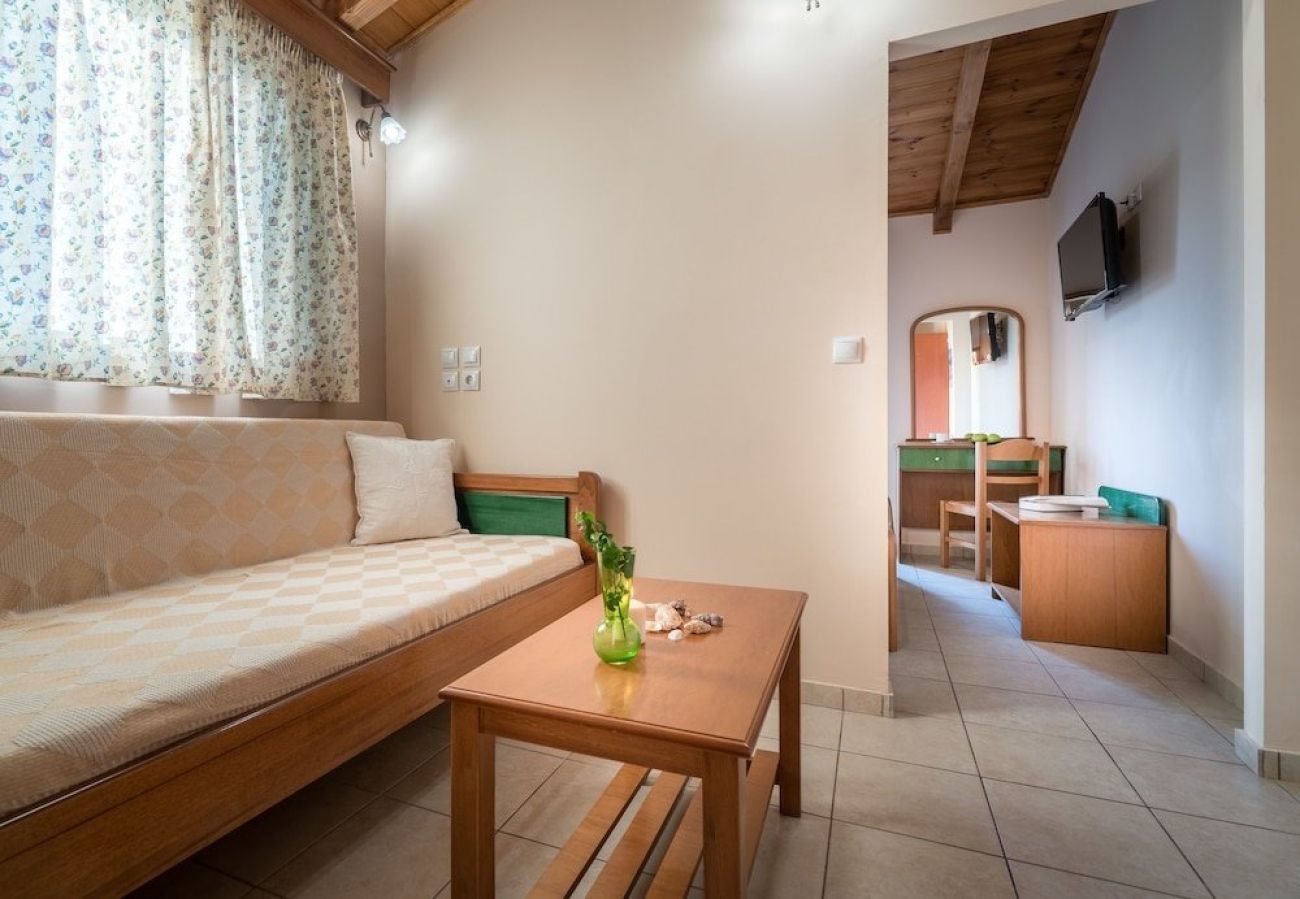Denise Beach Hotel 4*