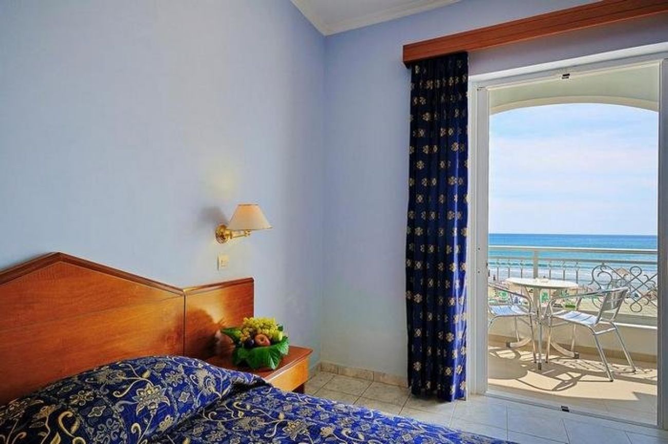 Astir Palace Hotel 4*