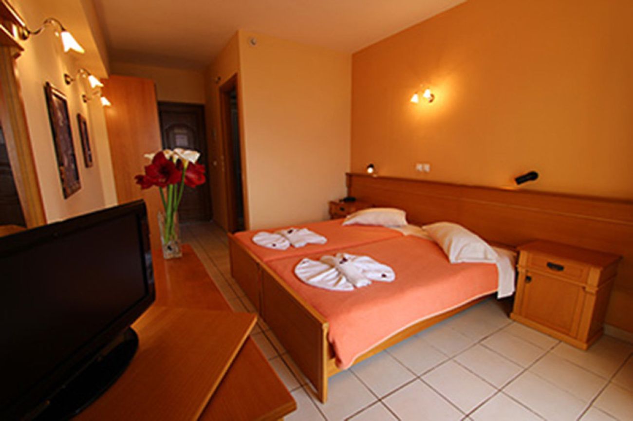 Anastasia Beach Hotel 3*