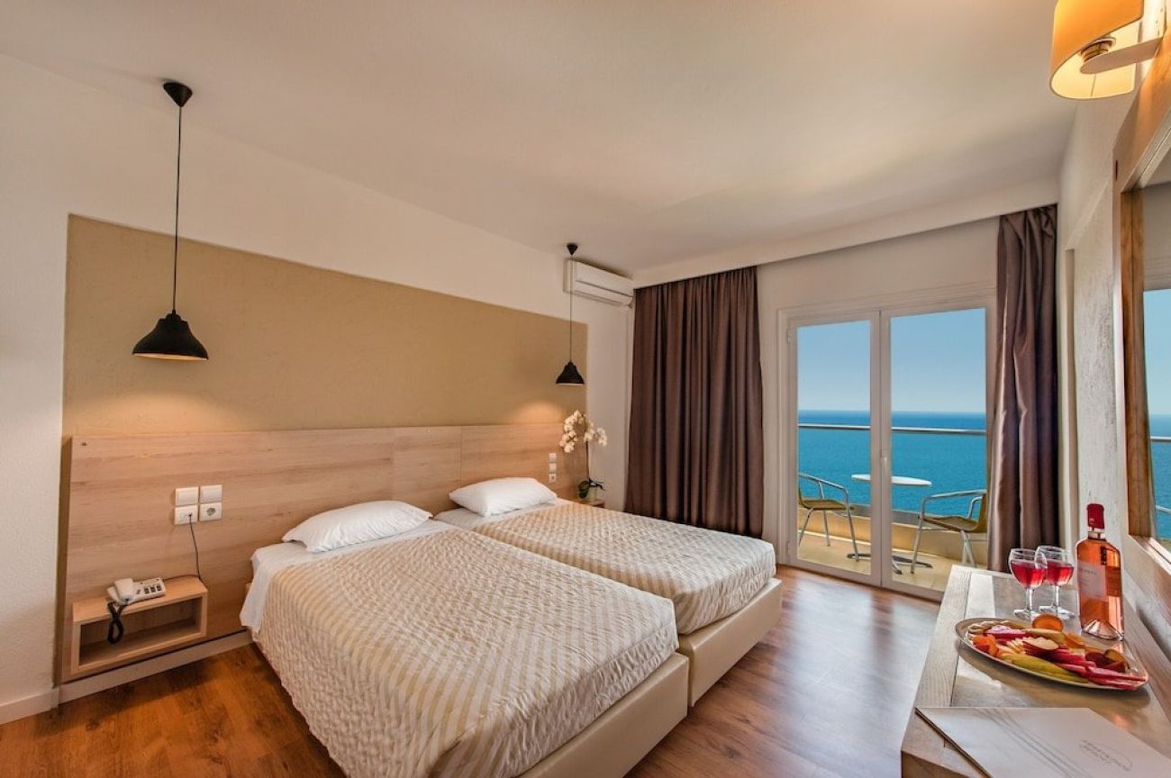 Amarynthos Resort 4*