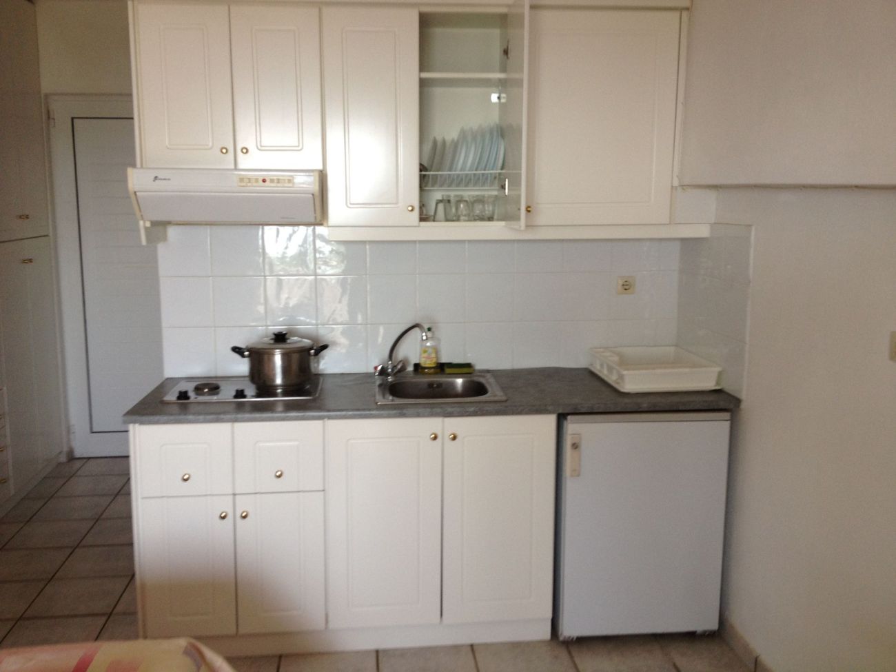 Gikas Apartments 3*